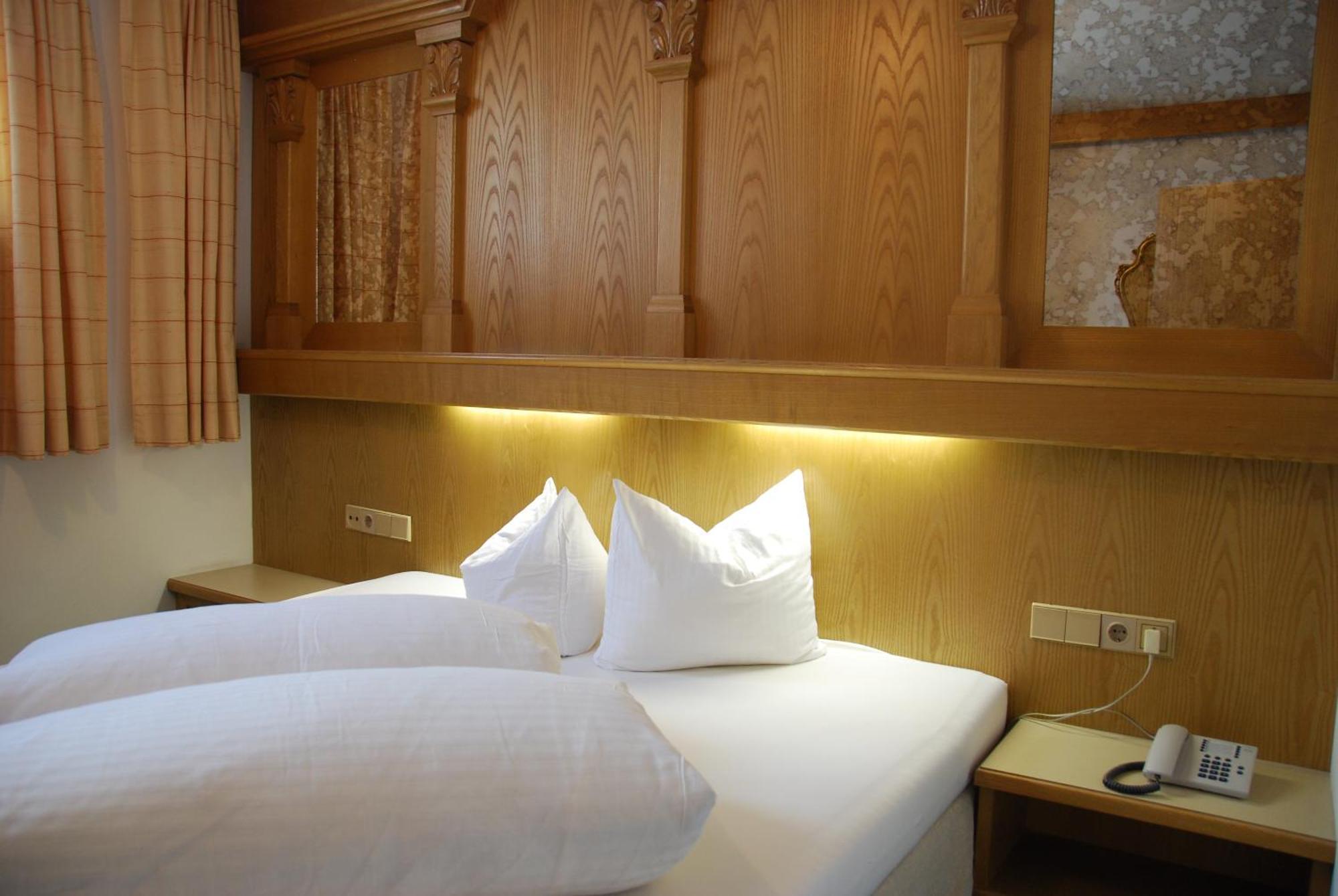 Alpenhotel Regina Nauders Rum bild